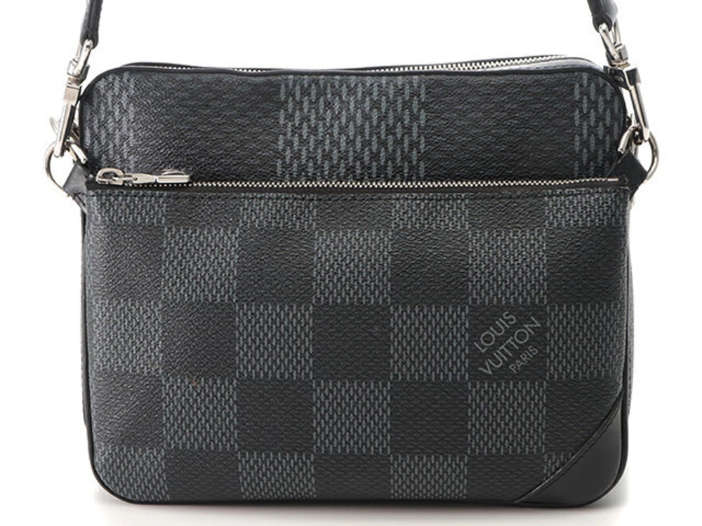 LOUIS VUITTON Trio Messenger Damier Graphite Black